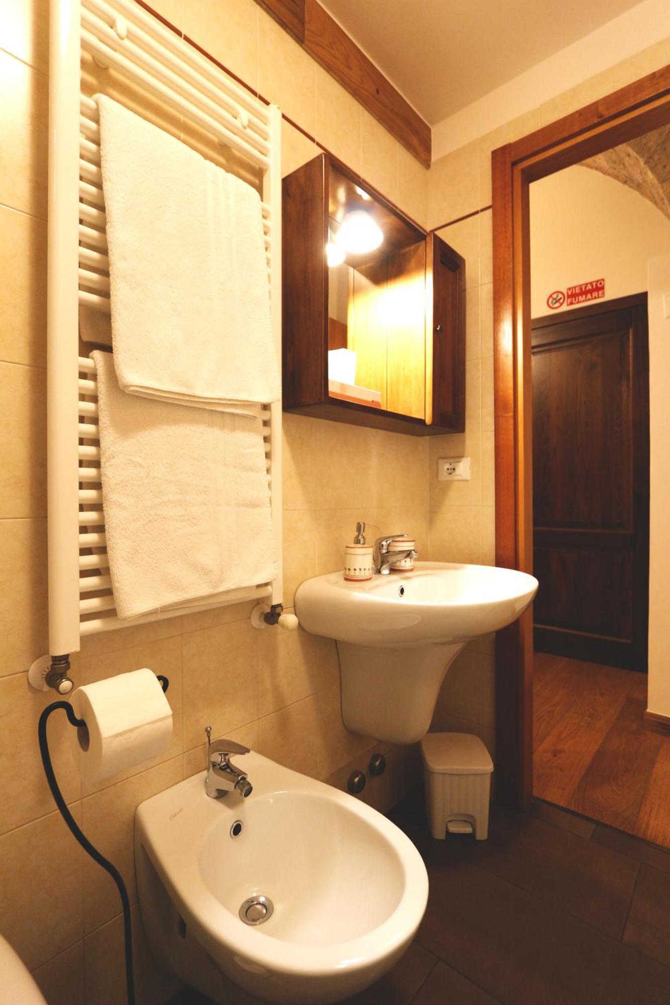 La Casina Colorata Hotel อัสซิซี ภายนอก รูปภาพ