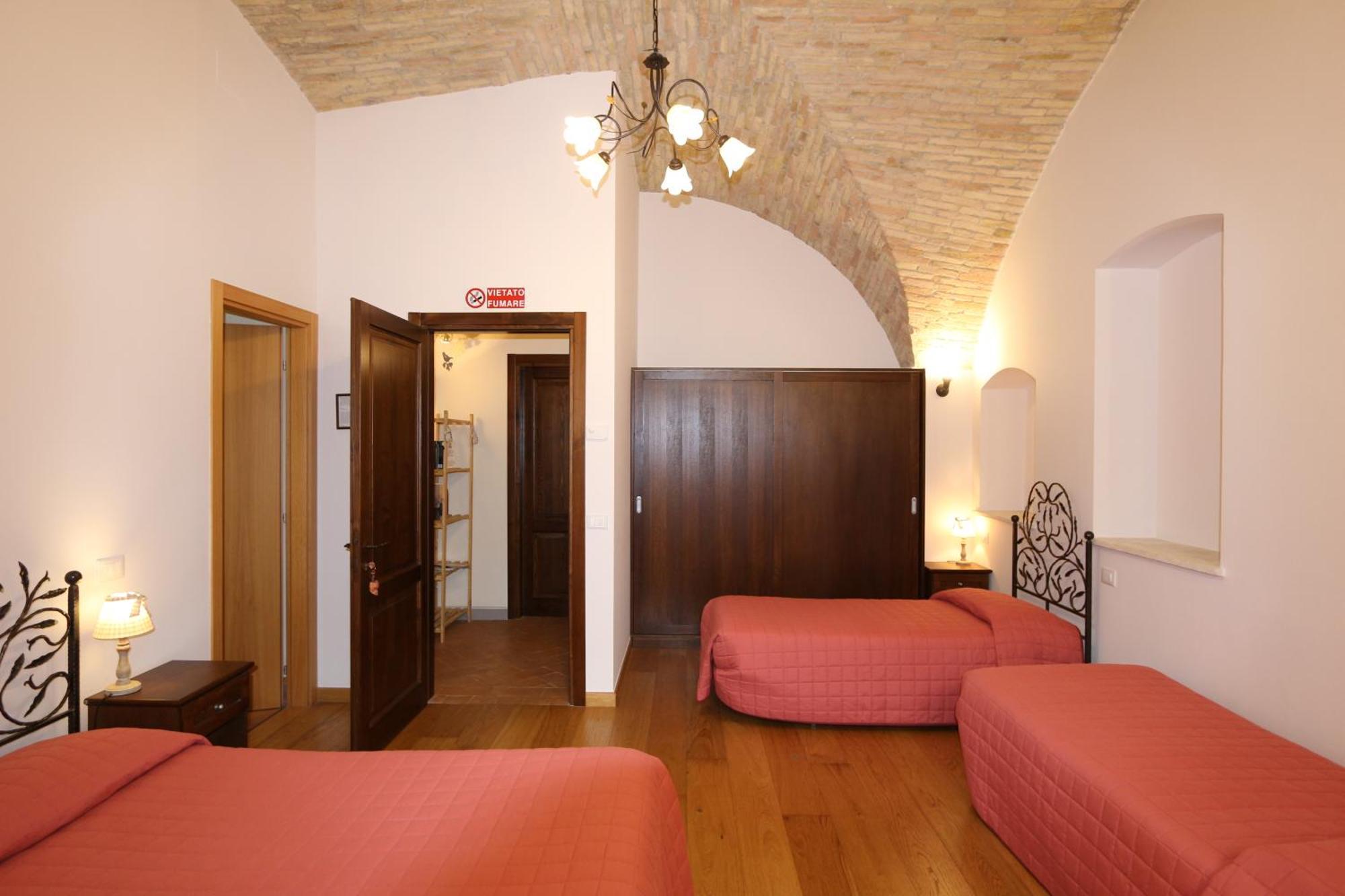 La Casina Colorata Hotel อัสซิซี ภายนอก รูปภาพ
