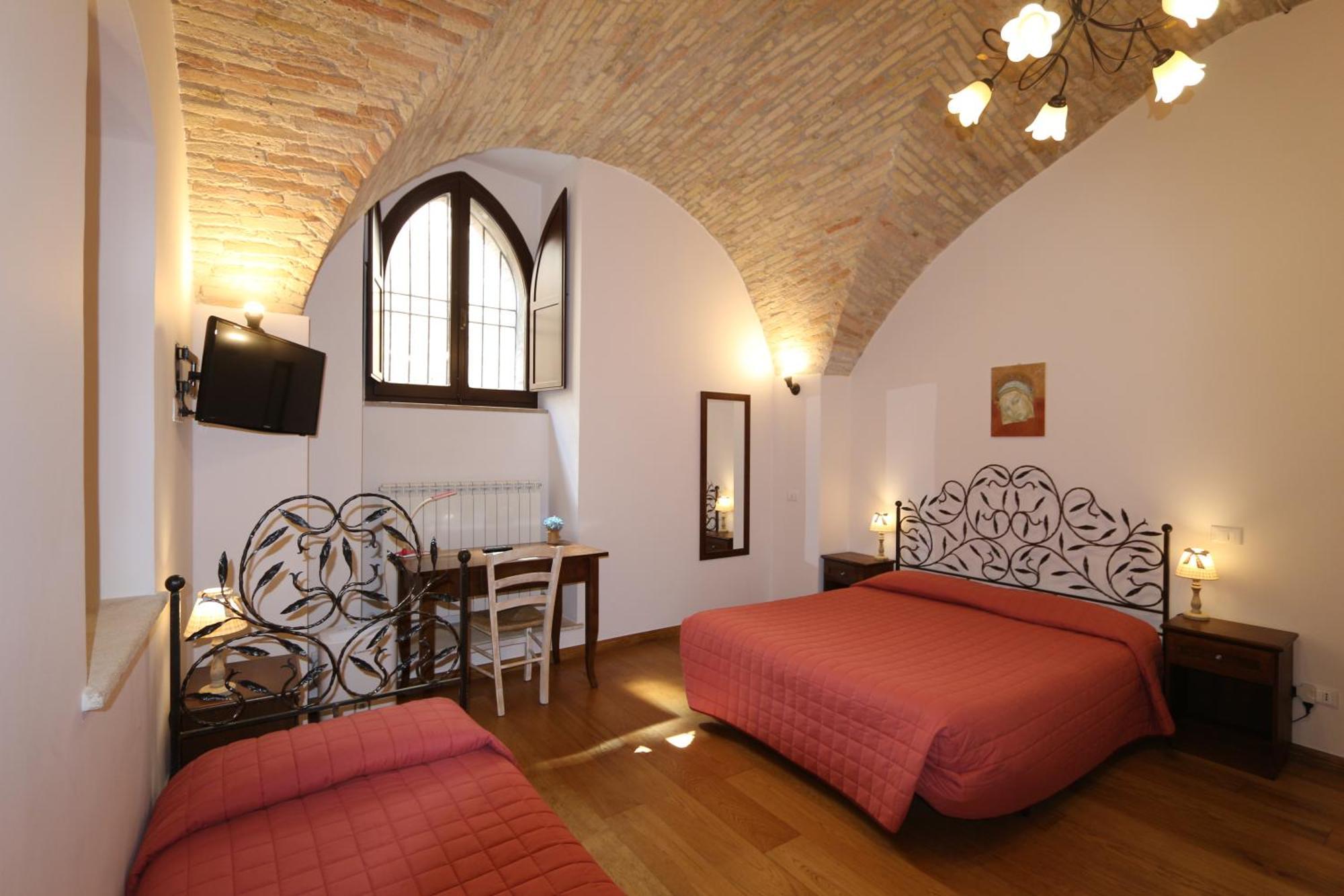 La Casina Colorata Hotel อัสซิซี ภายนอก รูปภาพ