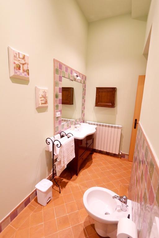 La Casina Colorata Hotel อัสซิซี ห้อง รูปภาพ