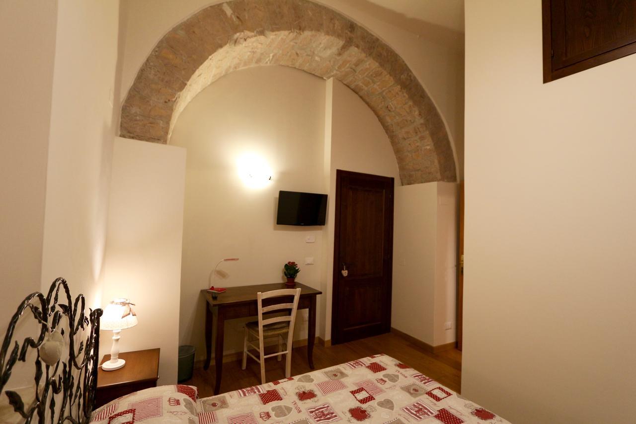 La Casina Colorata Hotel อัสซิซี ภายนอก รูปภาพ